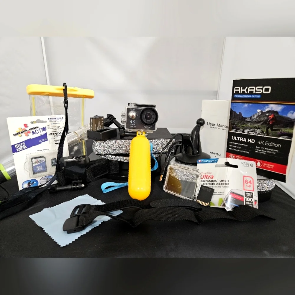 AKASO EK7000 Camera Underwater Video selfie EUC waterproof new $70 SD card